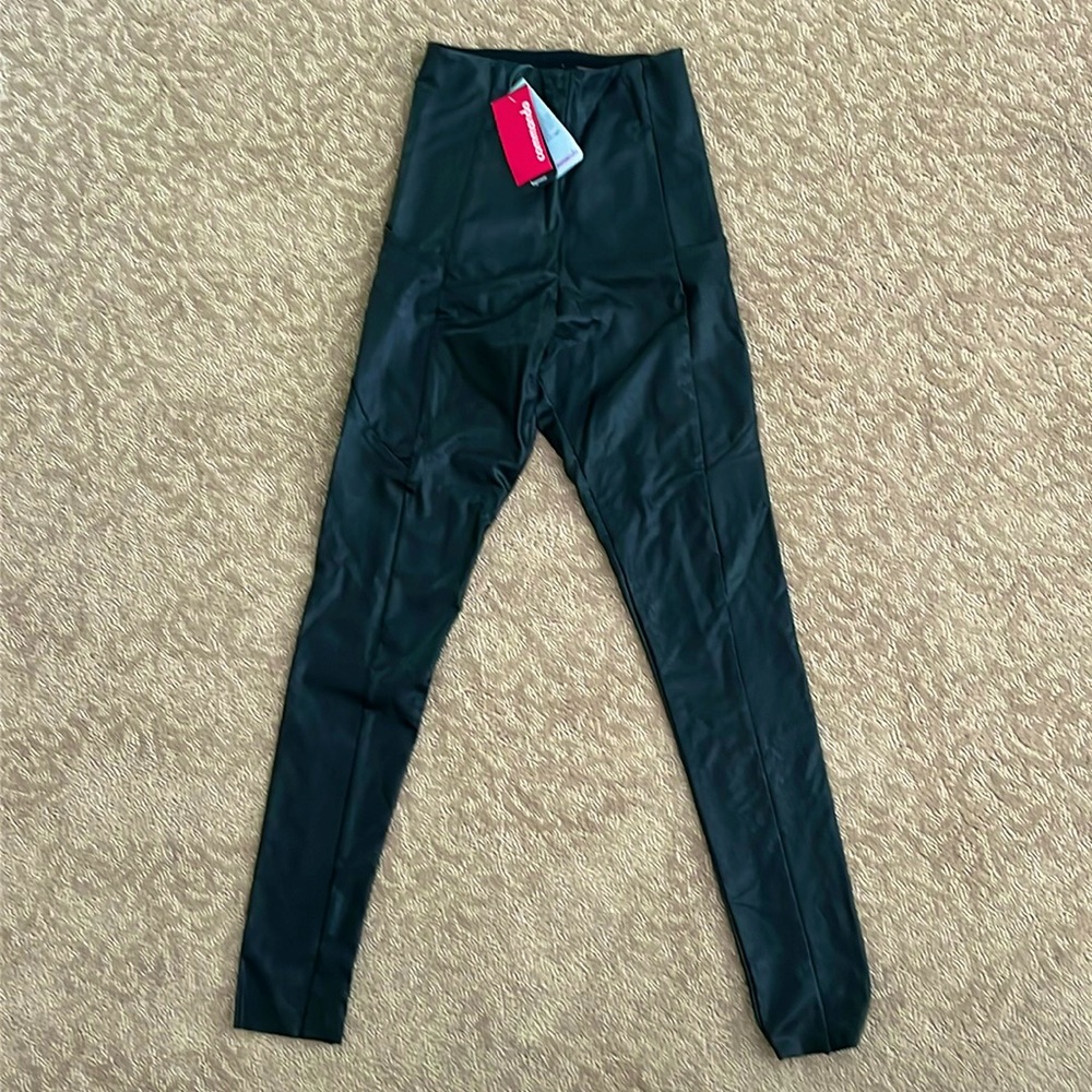Commando faux black leather leggings with stash pockets. NEW with tags!